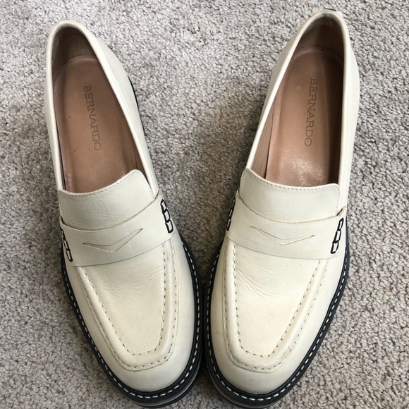 Bernardo  Chandler Loafers - Picture 1 of 7